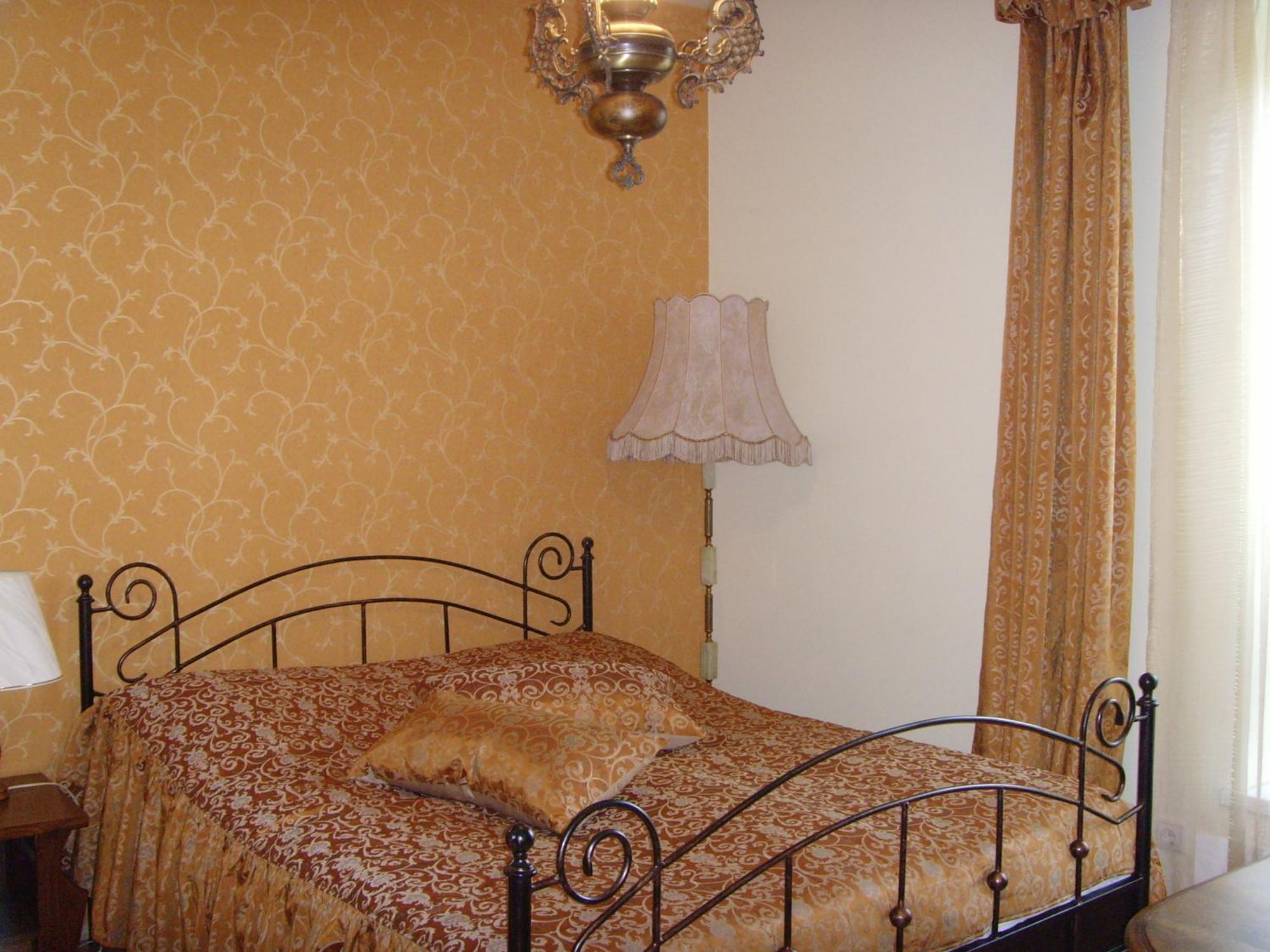 Hotel Centras Šakiai Zewnętrze zdjęcie