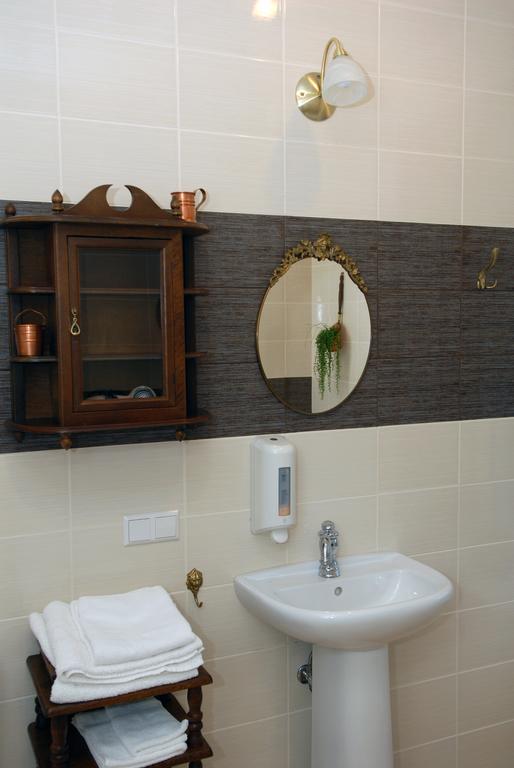 Hotel Centras Šakiai Zewnętrze zdjęcie